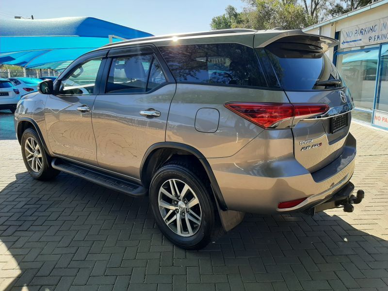 2017 Toyota Fortuner 2.8 Gd6 4x2 Auto For Sale 